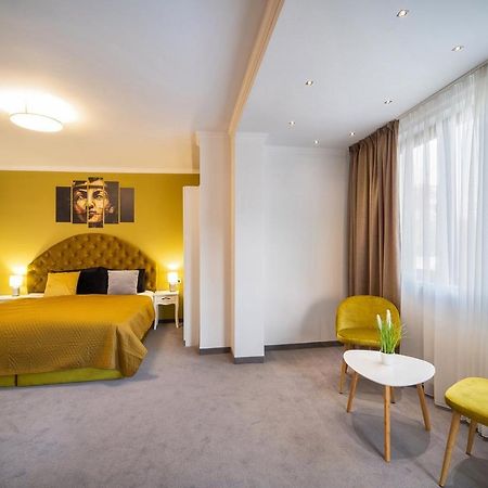 Hotel Rivera Dobrič Esterno foto
