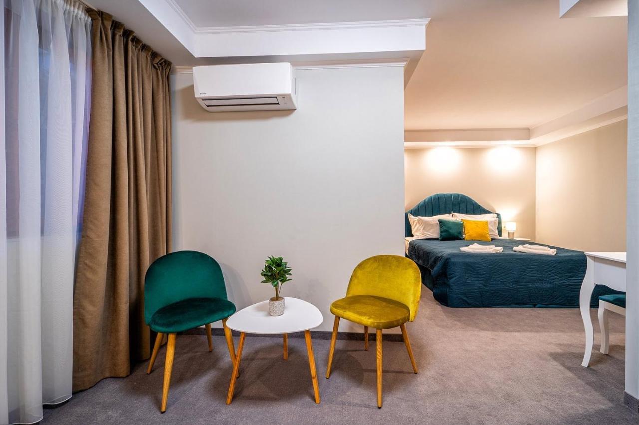 Hotel Rivera Dobrič Esterno foto